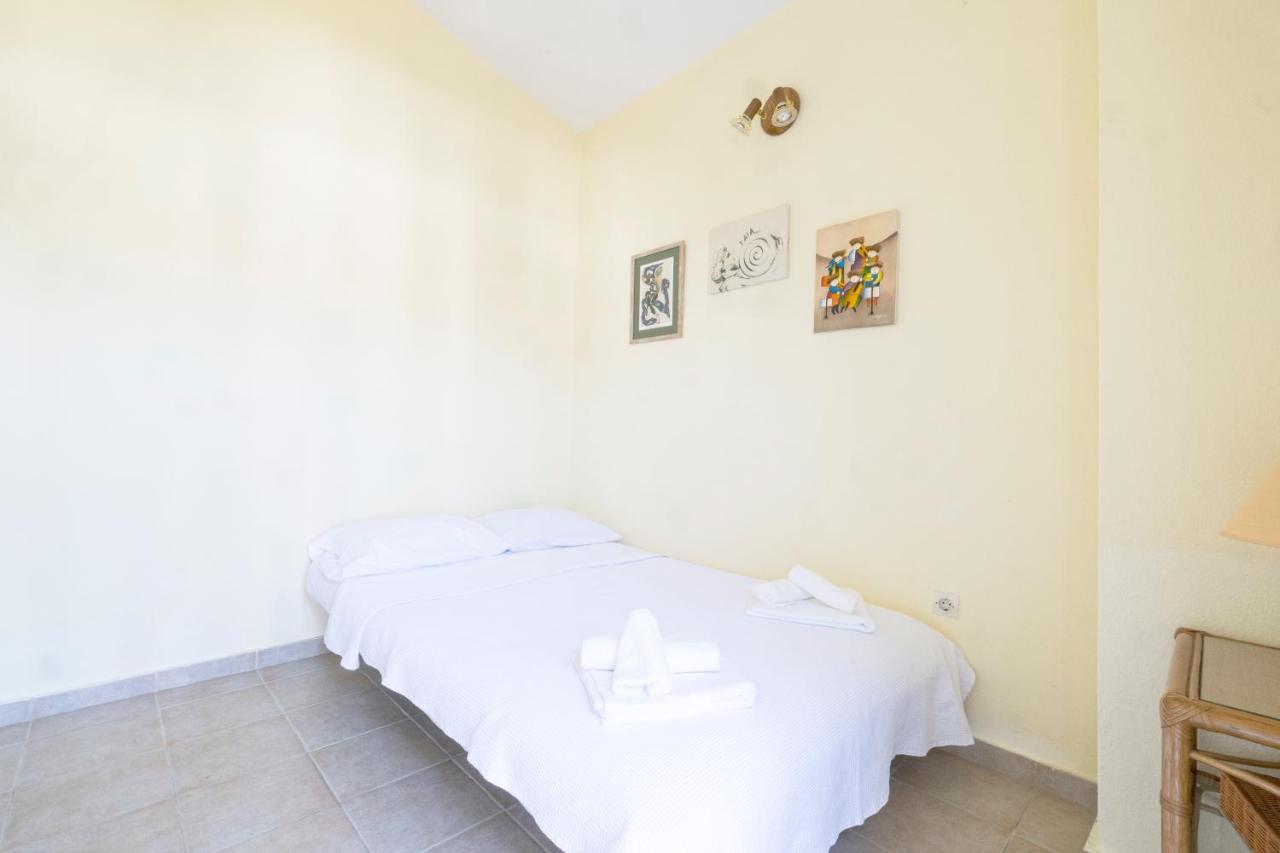 The Green Maisonette Siviri Exterior photo